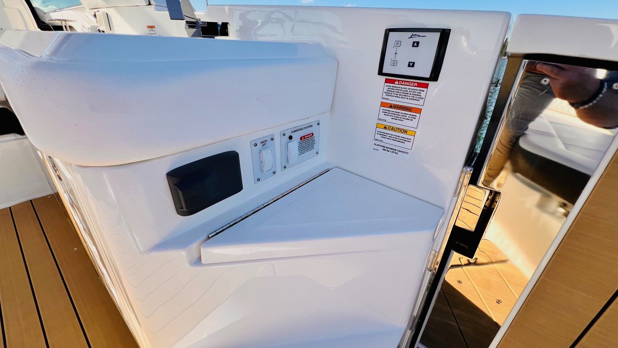 2022 Sea Ray 400 SLX Image Thumbnail #26