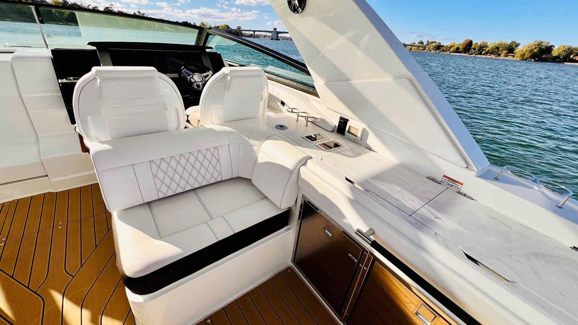 2022 Sea Ray 400 SLX Image Thumbnail #34