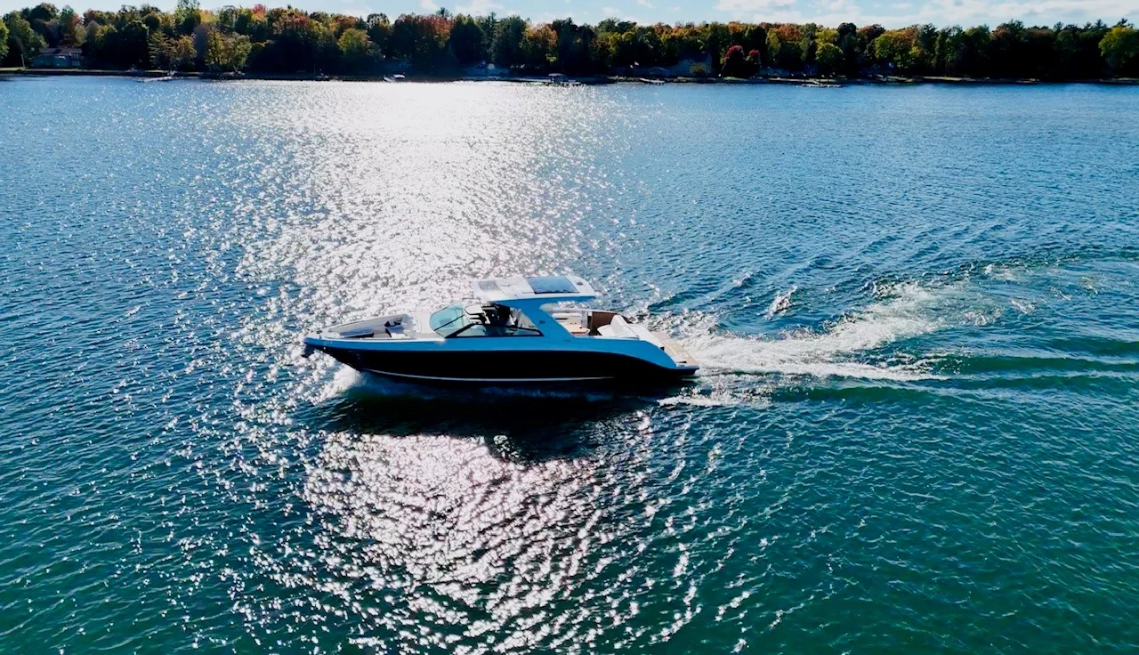 2022 Sea Ray 400 SLX Image Thumbnail #9