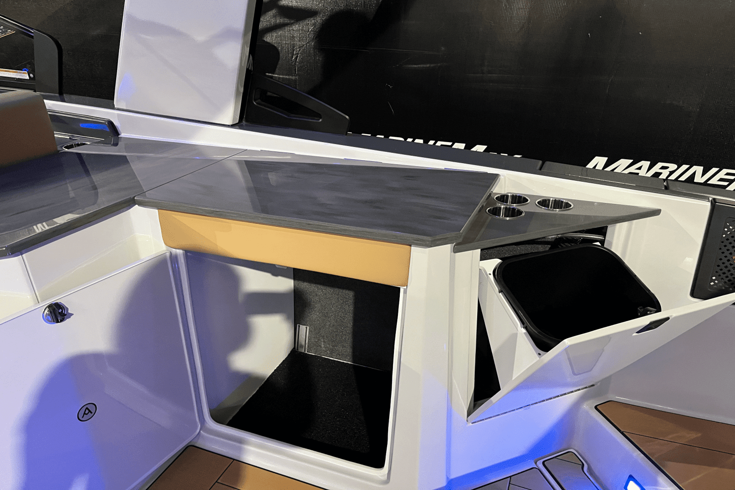 2024 Aviara AV32 Image Thumbnail #12