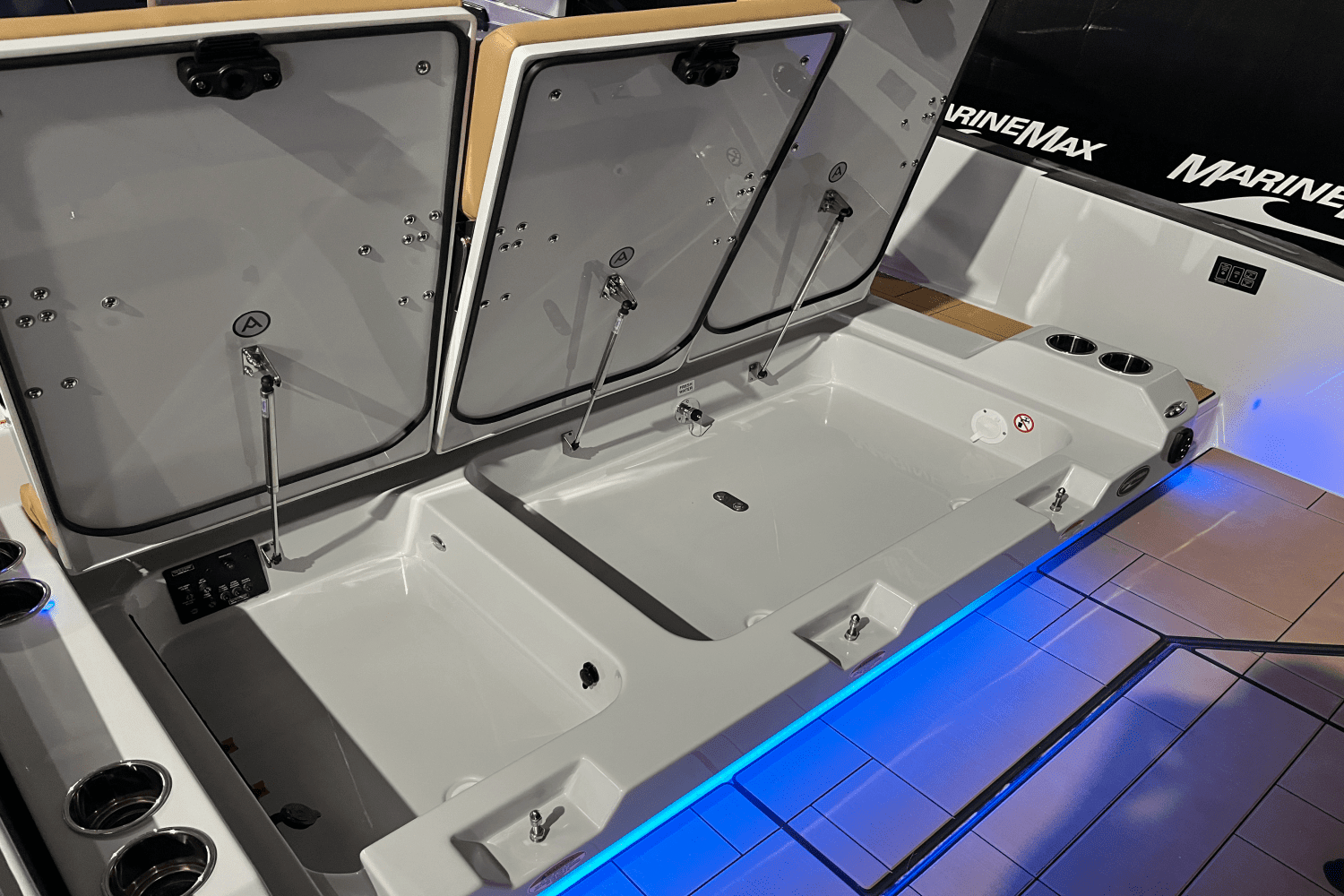 2024 Aviara AV32 Image Thumbnail #7