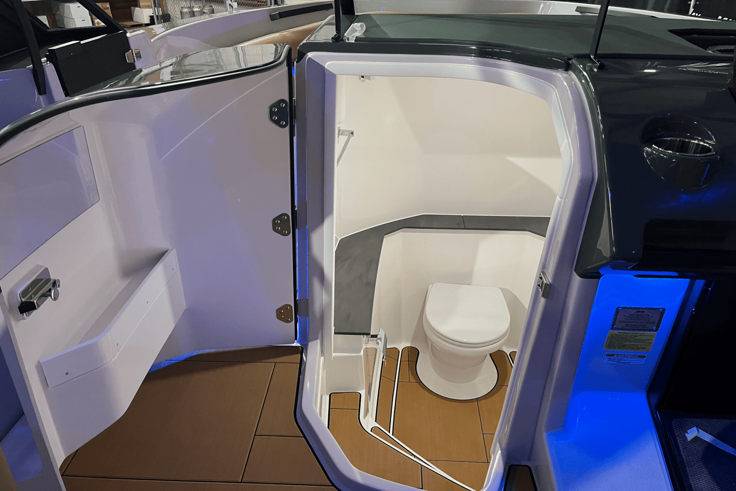 2024 Aviara AV32 Image Thumbnail #20