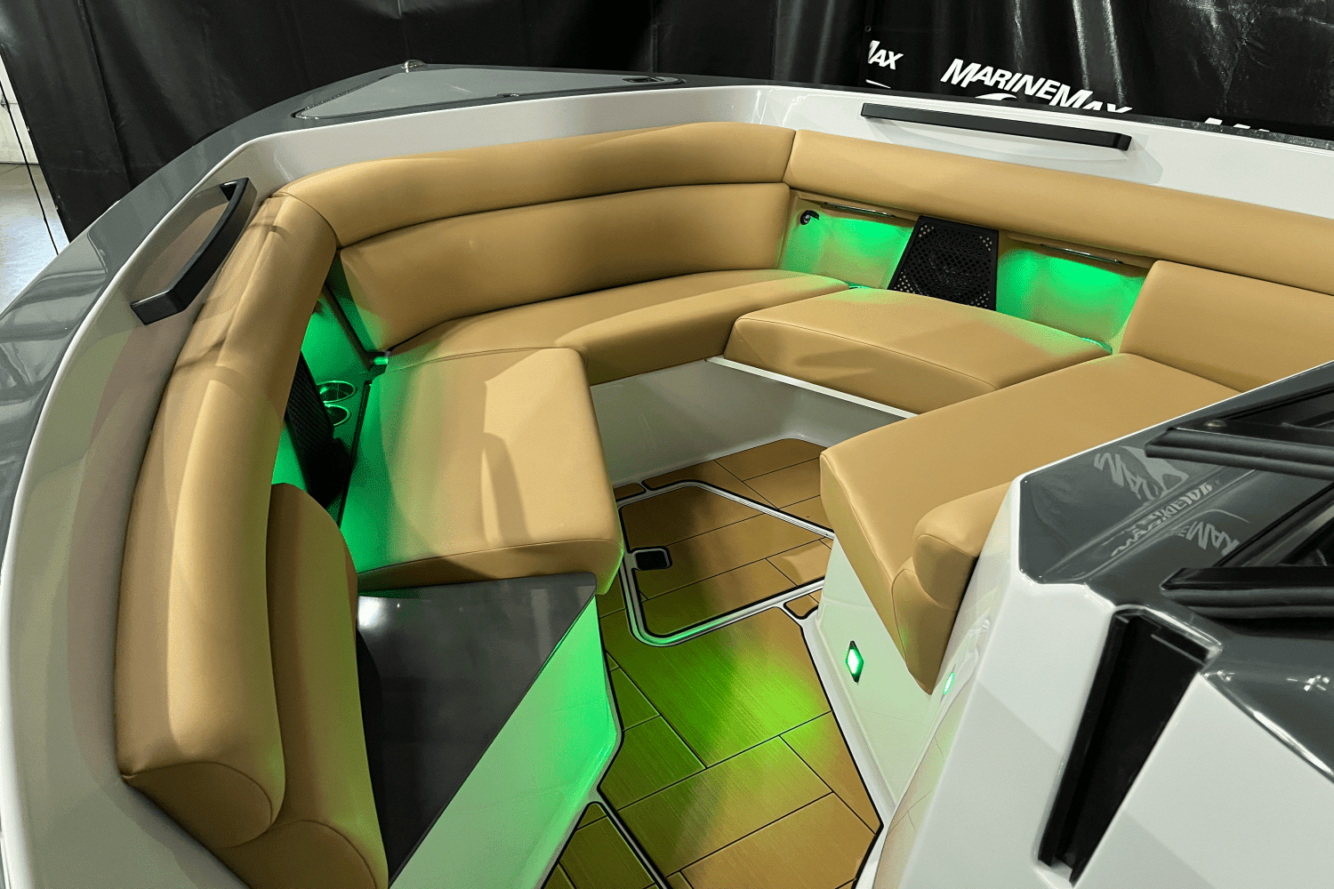 2024 Aviara AV32 Image Thumbnail #23