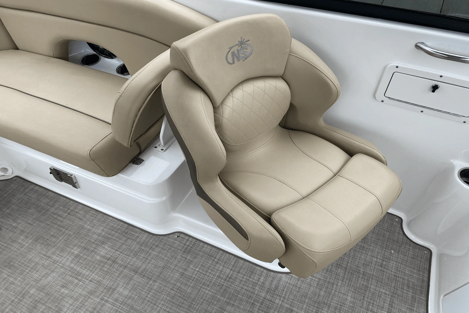 2019 NauticStar
                                                             243 DC Image Thumbnail #15