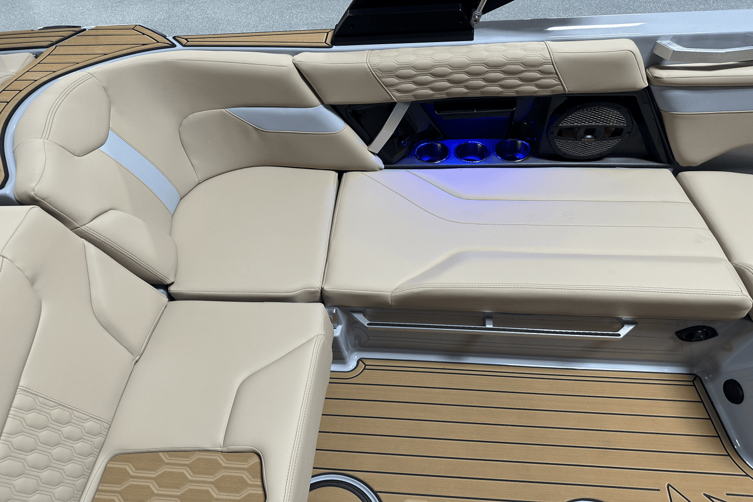 2024 Mastercraft XT20 Image Thumbnail #35