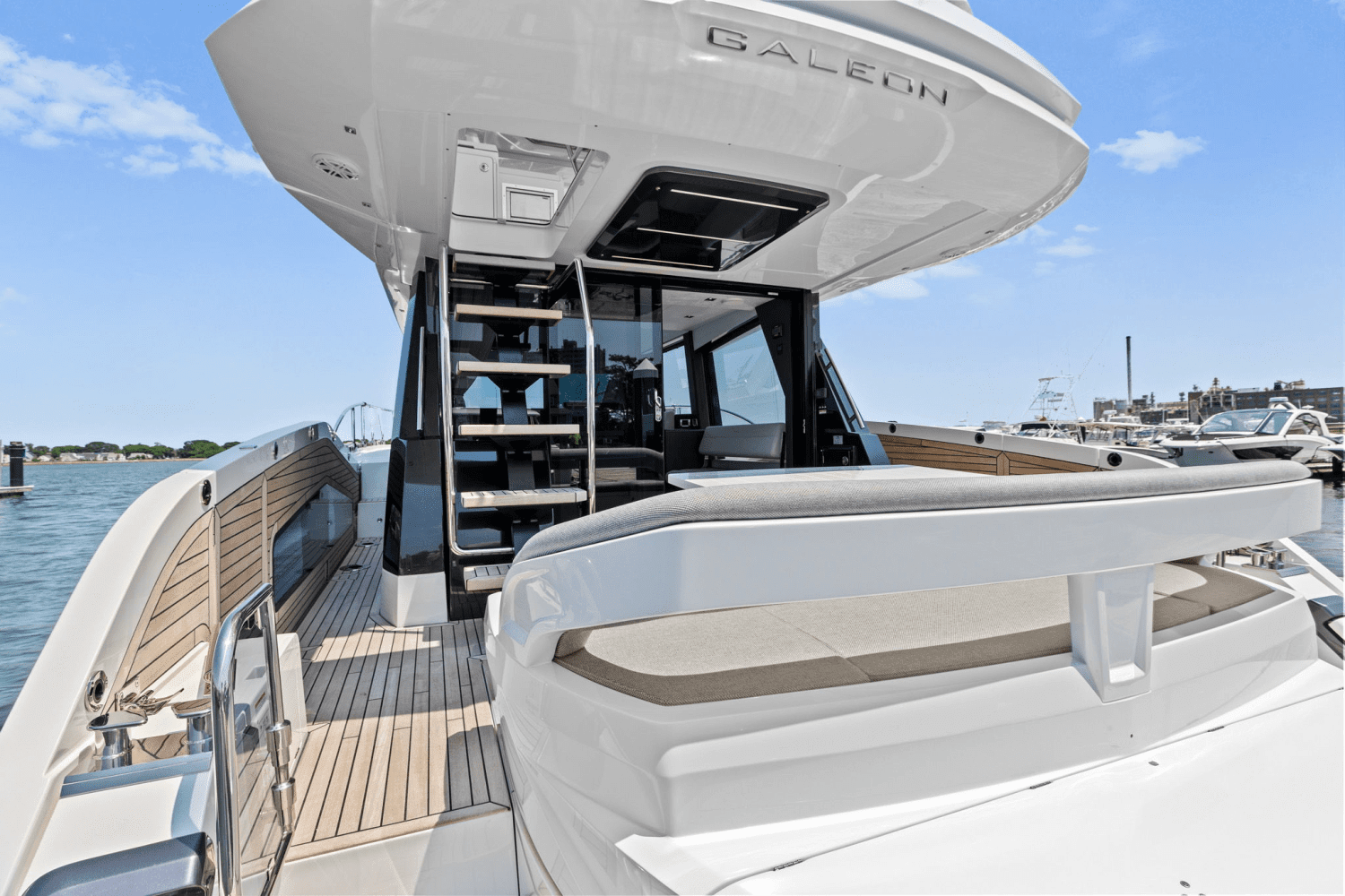 2024 Galeon 500 FLY Image Thumbnail #5