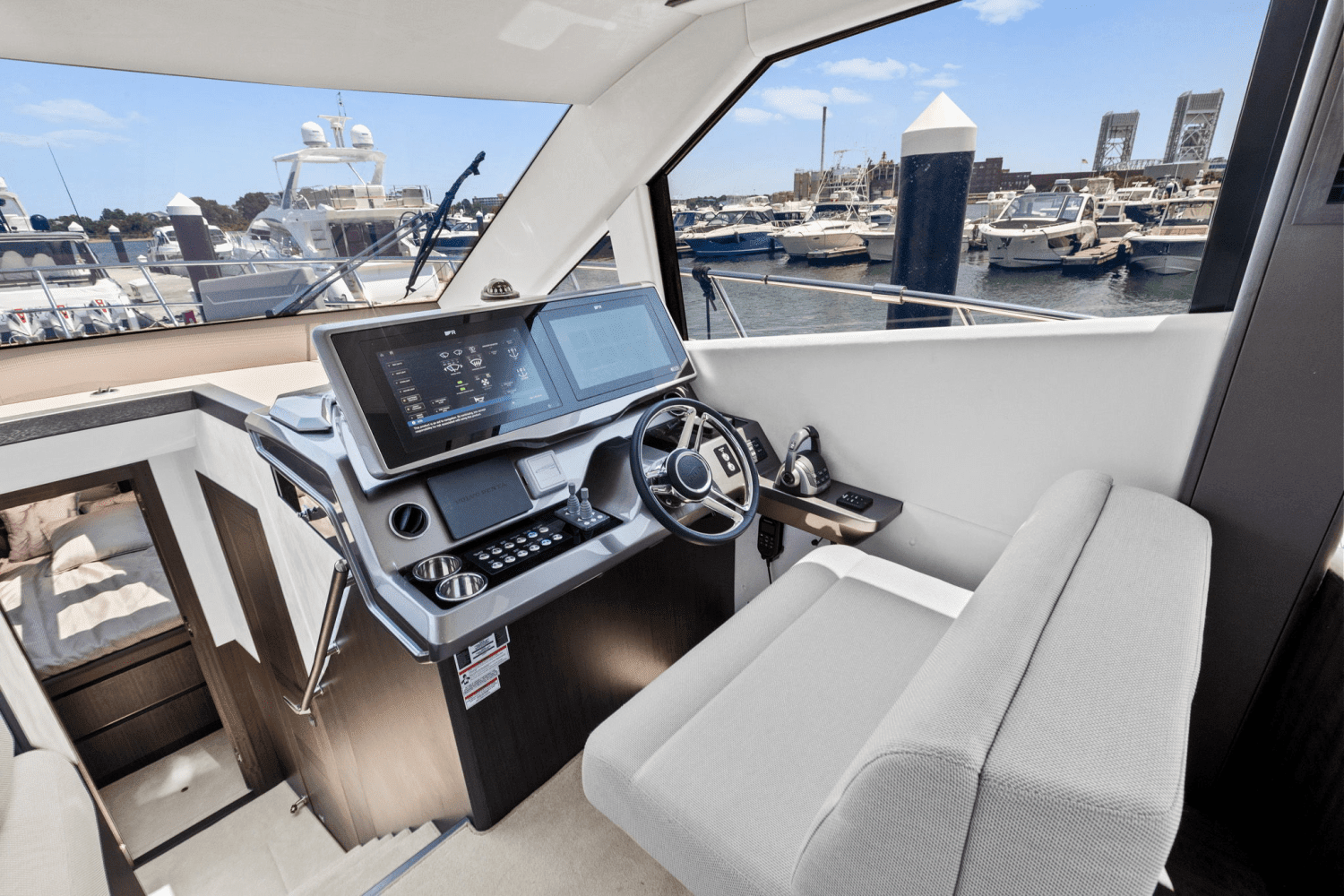 2024 Galeon 500 FLY Image Thumbnail #40