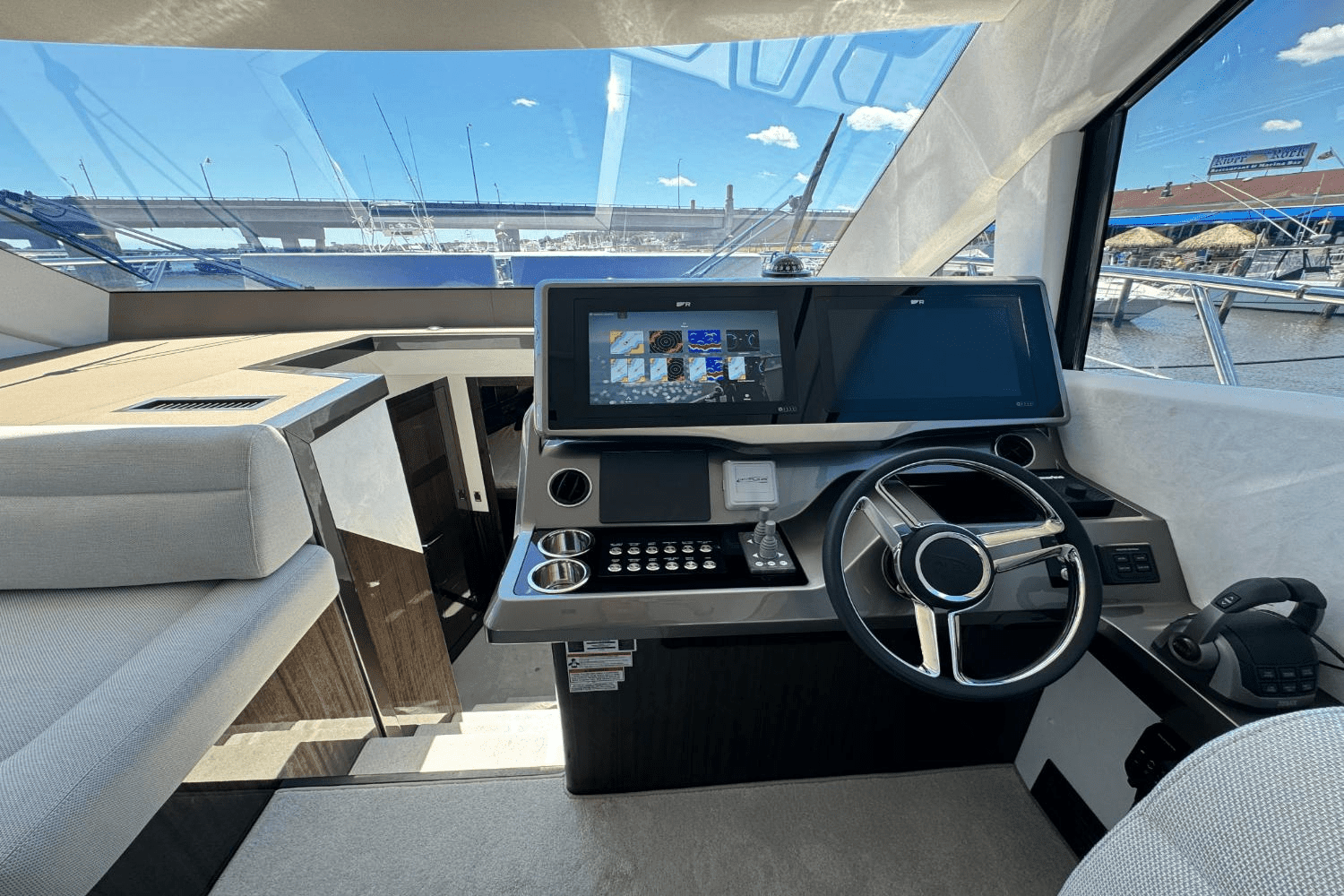 2024 Galeon 500 FLY Image Thumbnail #19