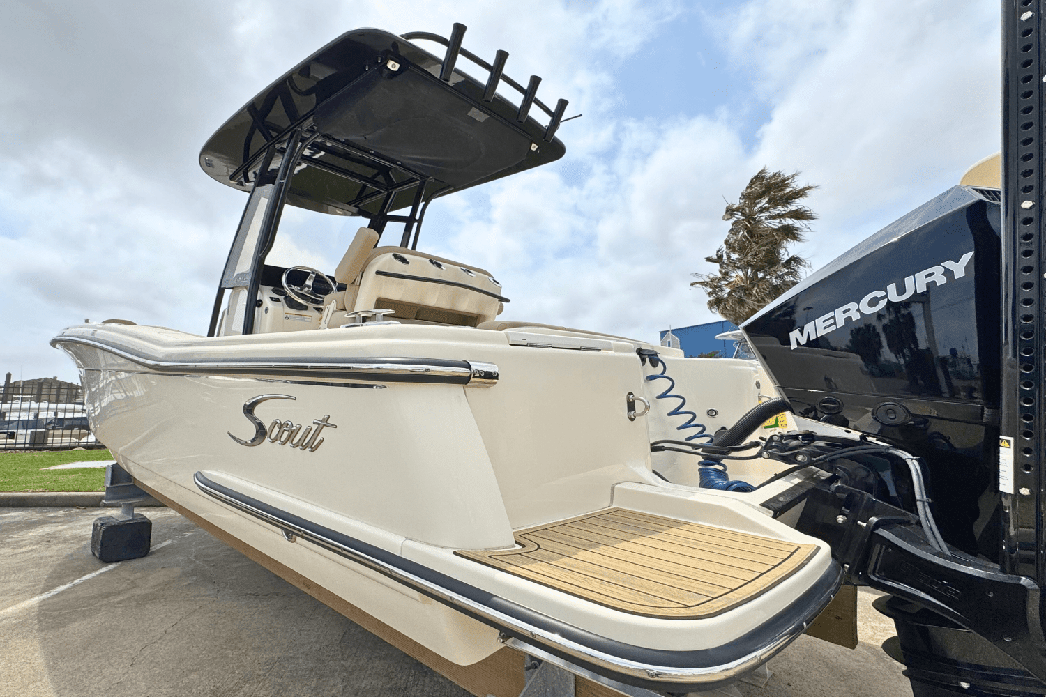 2024 Scout 215 XSF Image Thumbnail #2