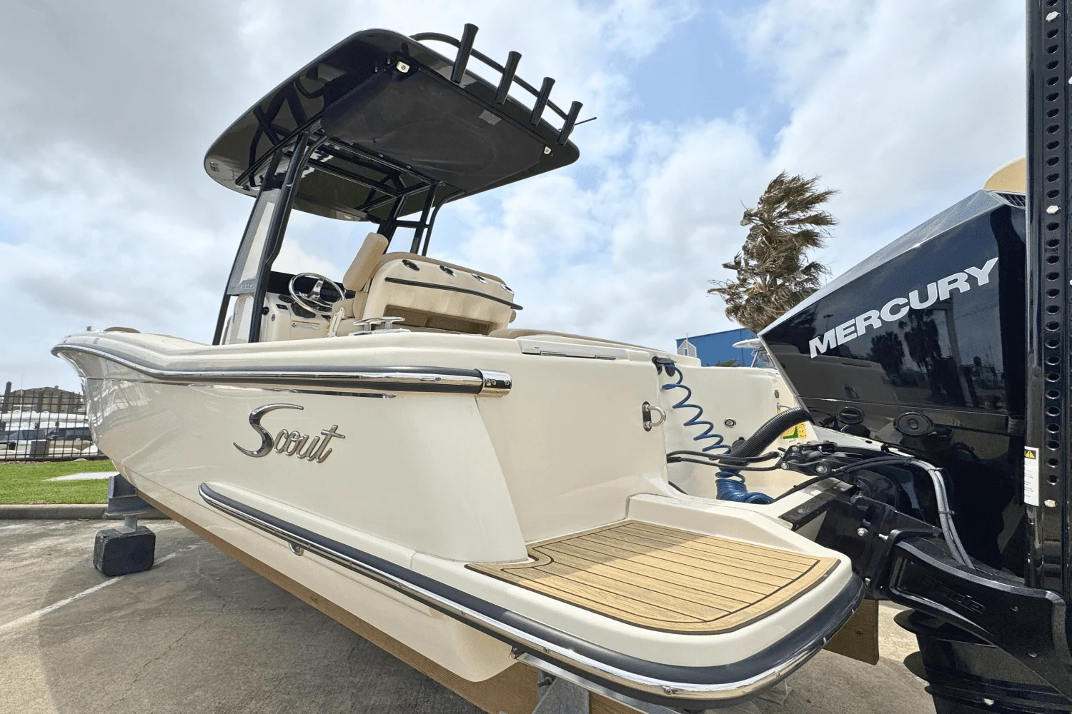 2024 Scout 215 XSF Image Thumbnail #2