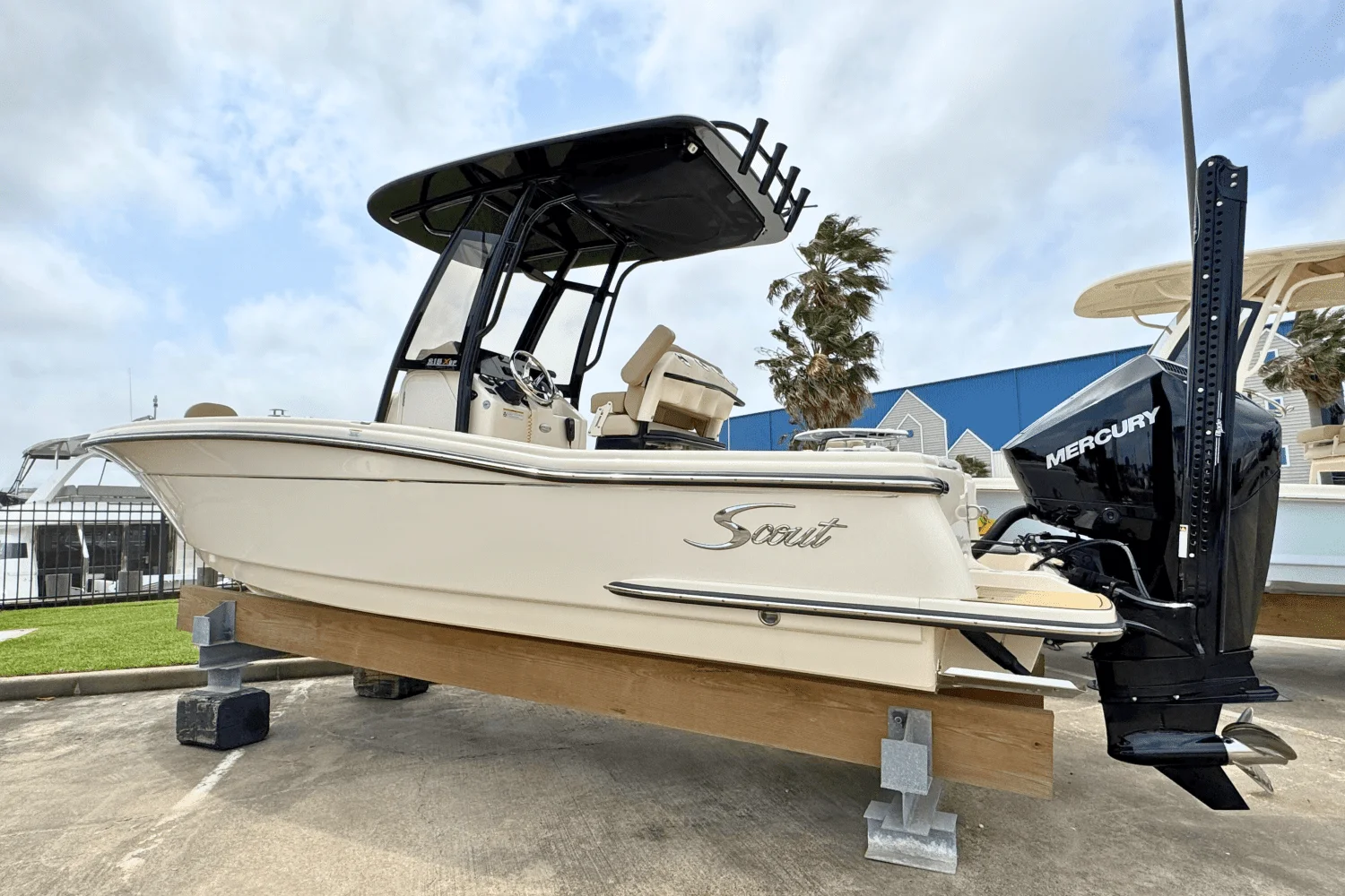 2024 Scout 215 XSF Image Thumbnail #1