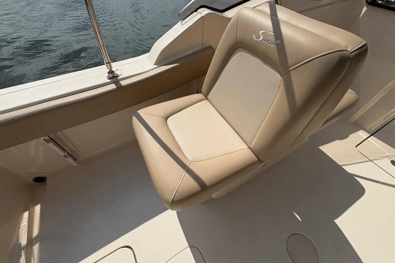 2024 Scout 215 Dorado Image Thumbnail #15