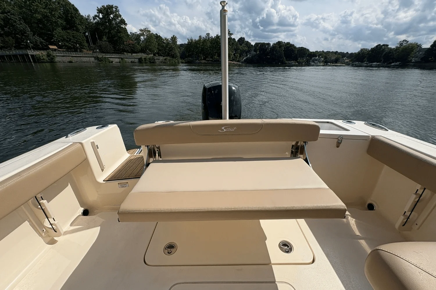 2024 Scout 215 Dorado Image Thumbnail #13