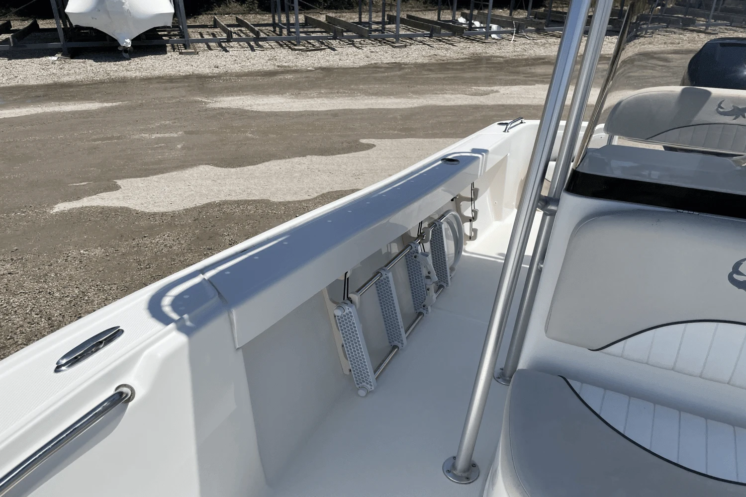 2015 Mako
                                                             204CC Image Thumbnail #11