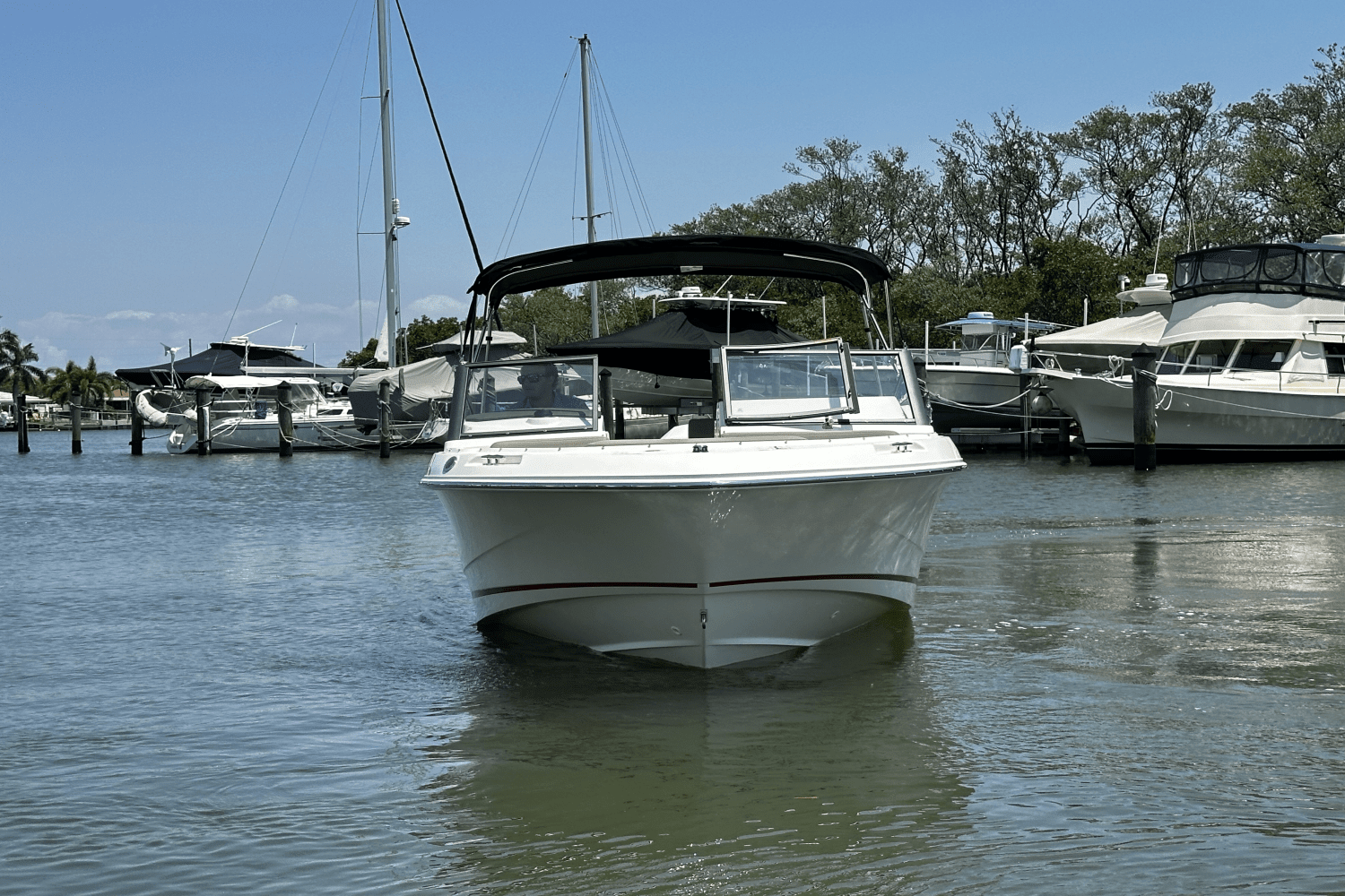 2024 Boston Whaler 210 Vantage Image Thumbnail #3