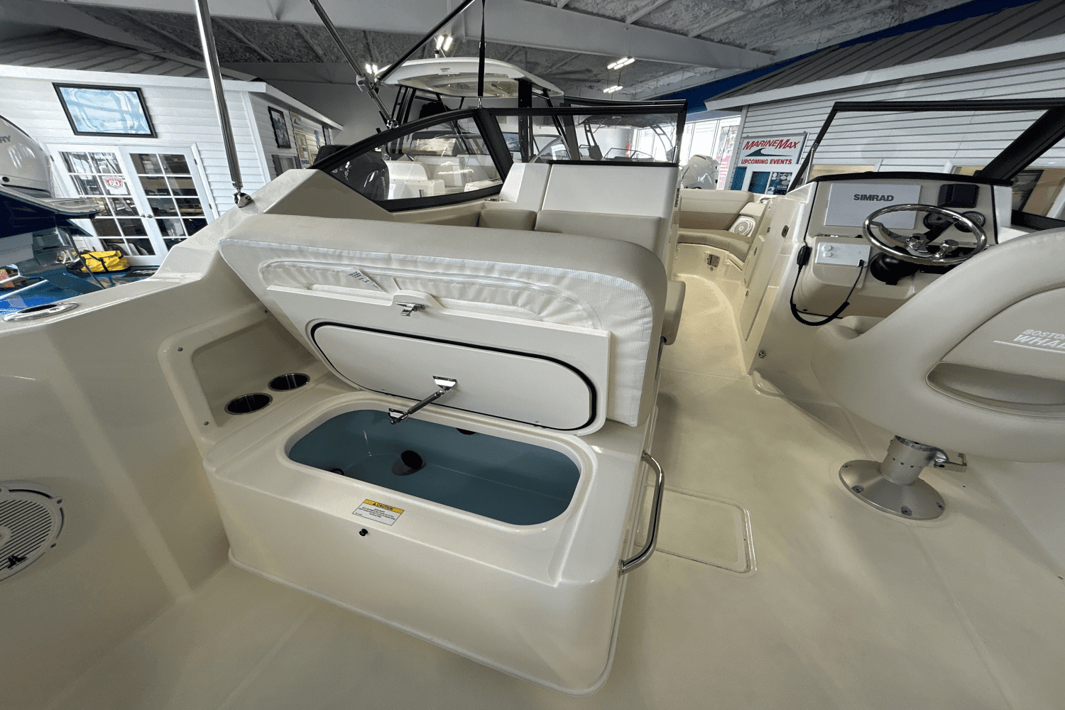 2024 Boston Whaler 210 Vantage Image Thumbnail #7