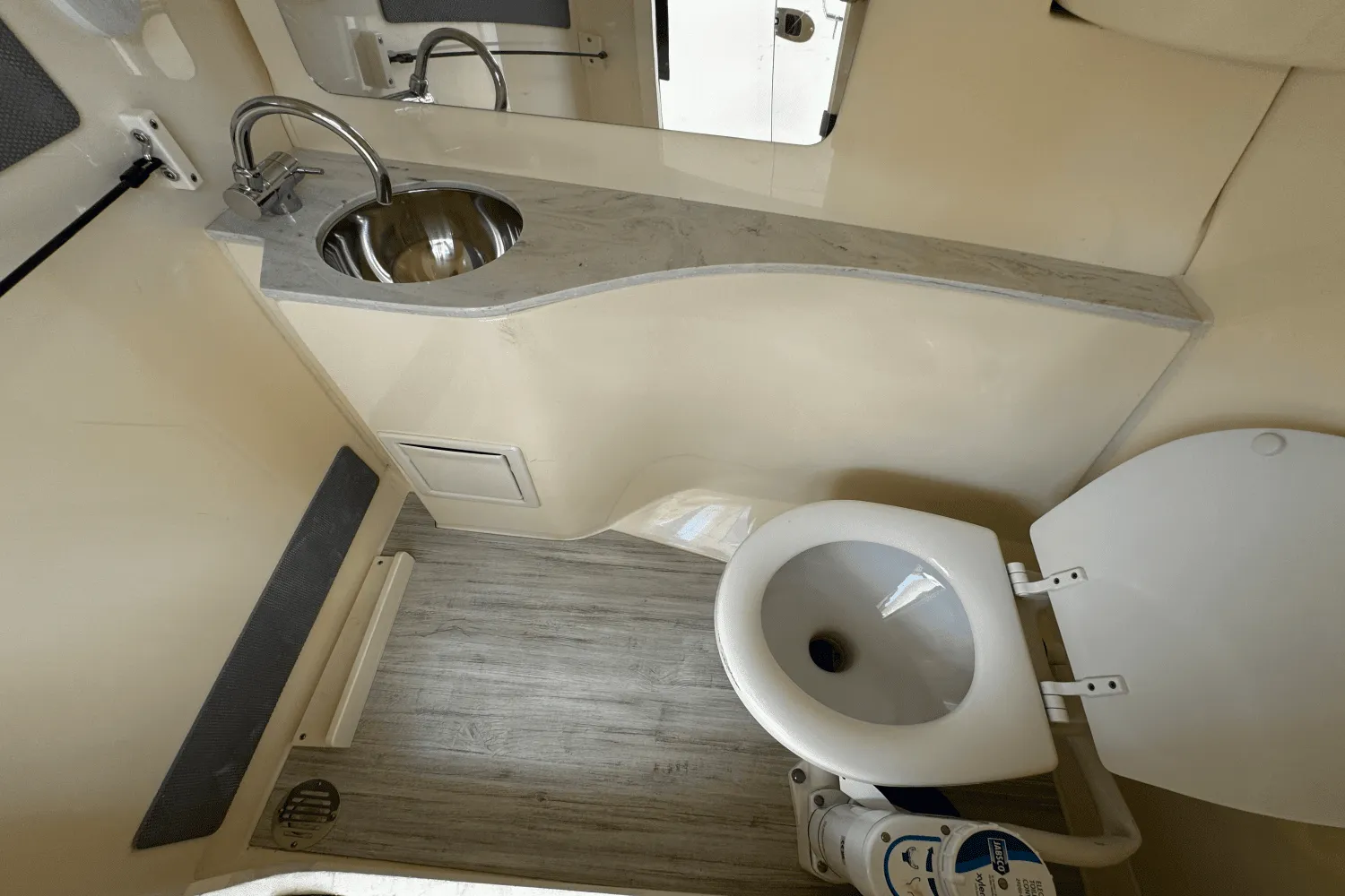 2024 Scout 240 Dorado Image Thumbnail #17