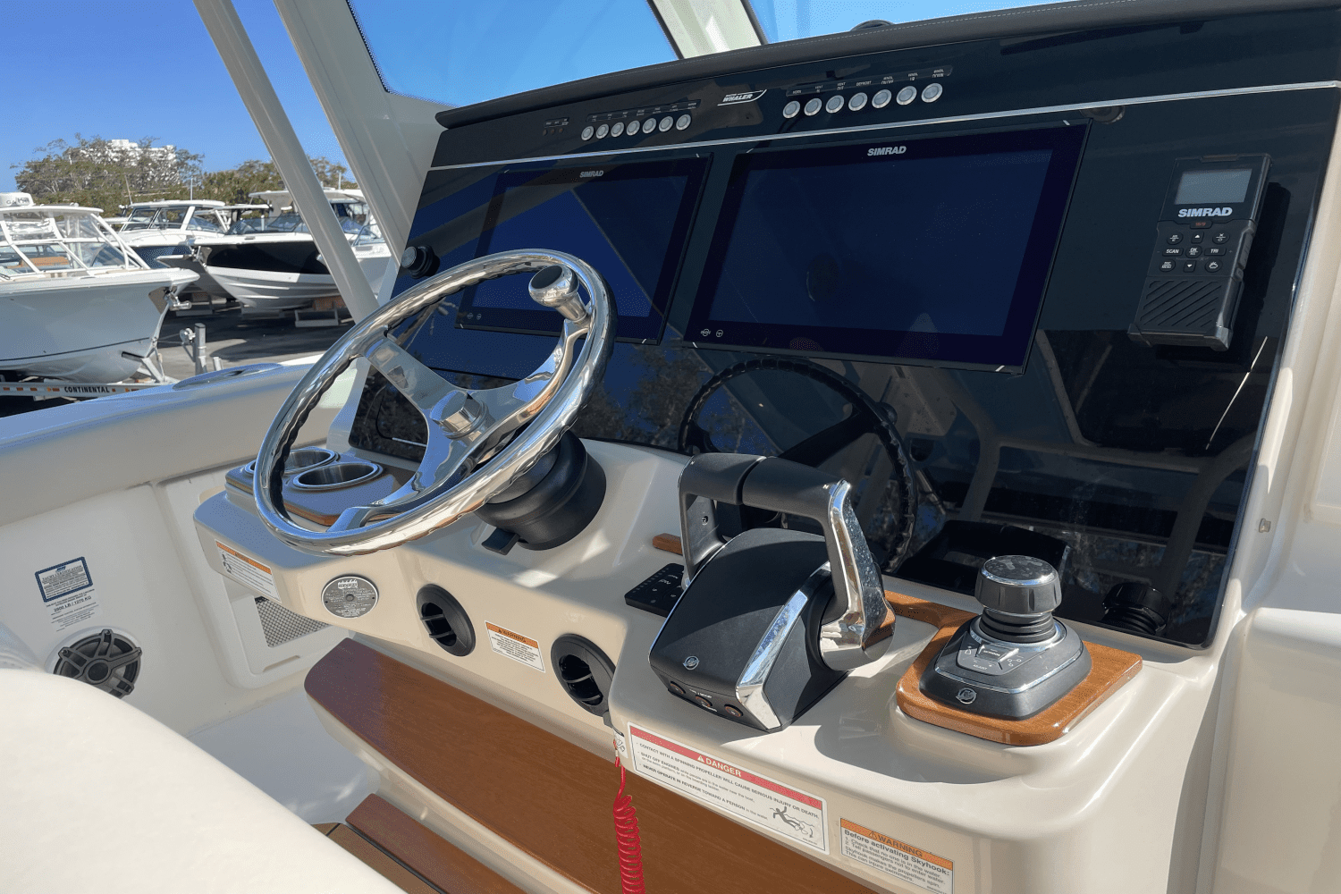 2024 Boston Whaler 360 Outrage Image Thumbnail #18