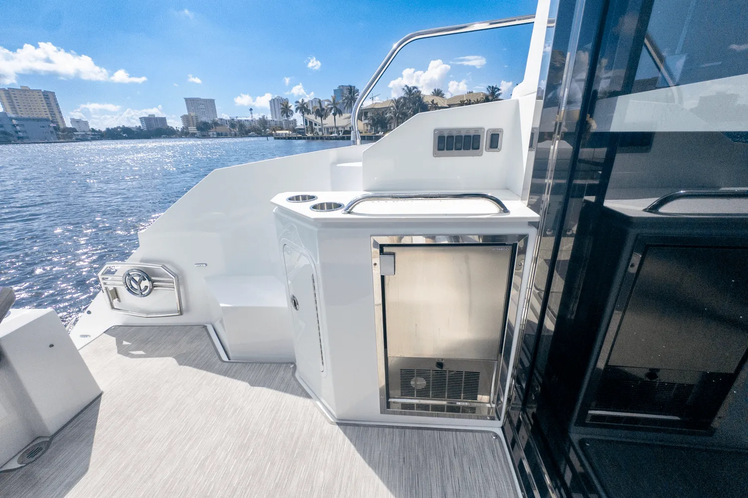2024 Cruisers Yachts 42 Cantius Image Thumbnail #20