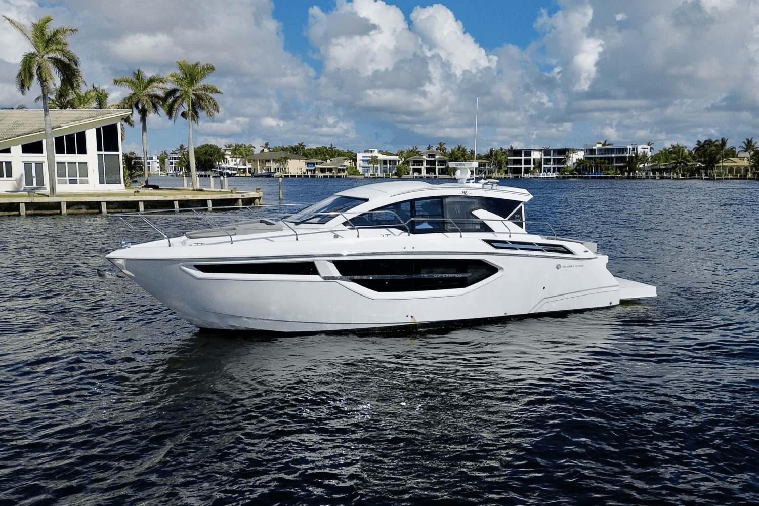 2024 Cruisers Yachts 42 Cantius Image Thumbnail #6