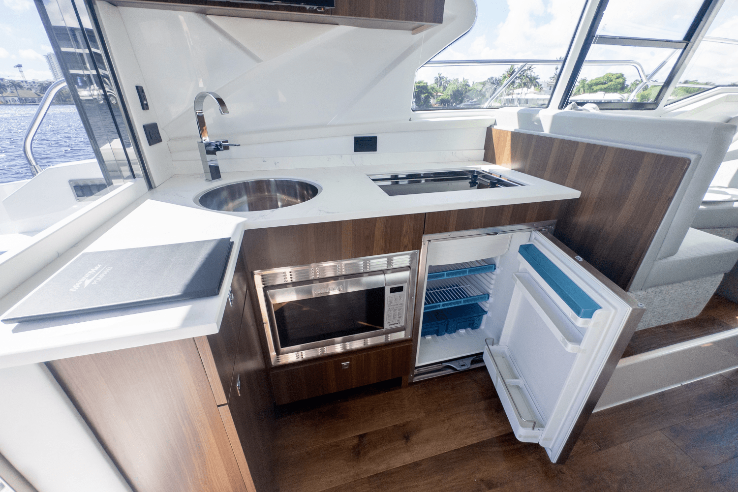 2024 Cruisers Yachts 42 Cantius Image Thumbnail #39