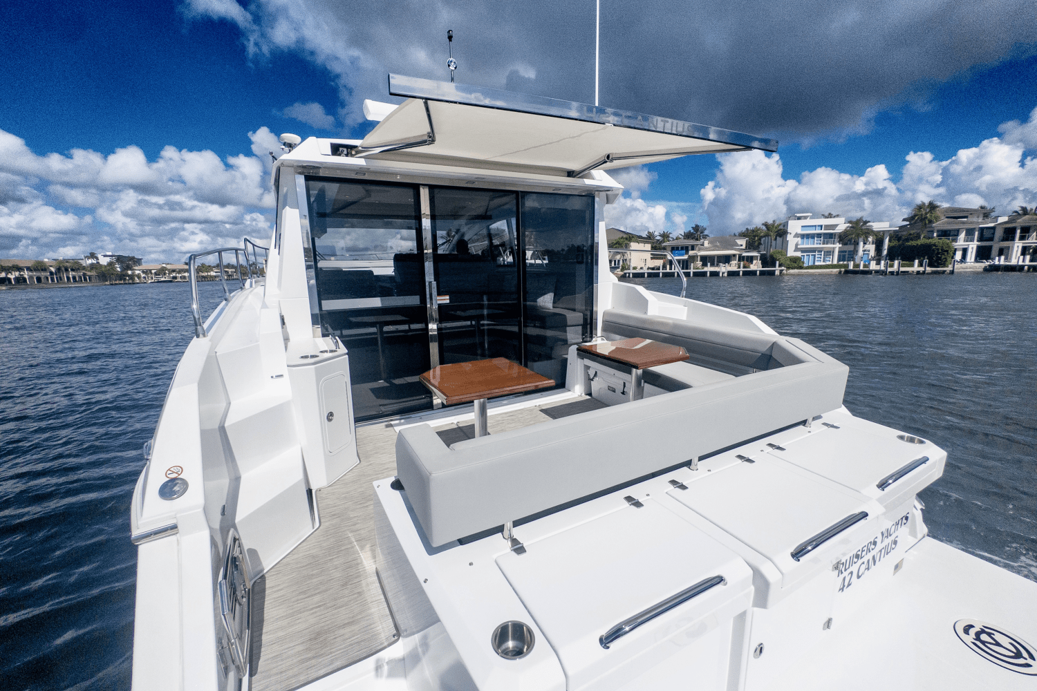 2024 Cruisers Yachts 42 Cantius Image Thumbnail #13