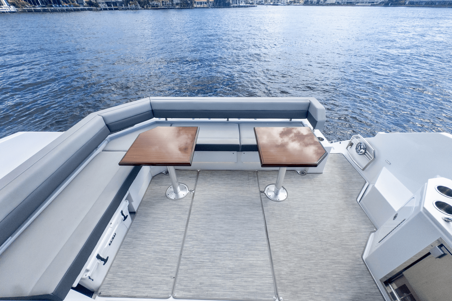 2024 Cruisers Yachts 42 Cantius Image Thumbnail #18