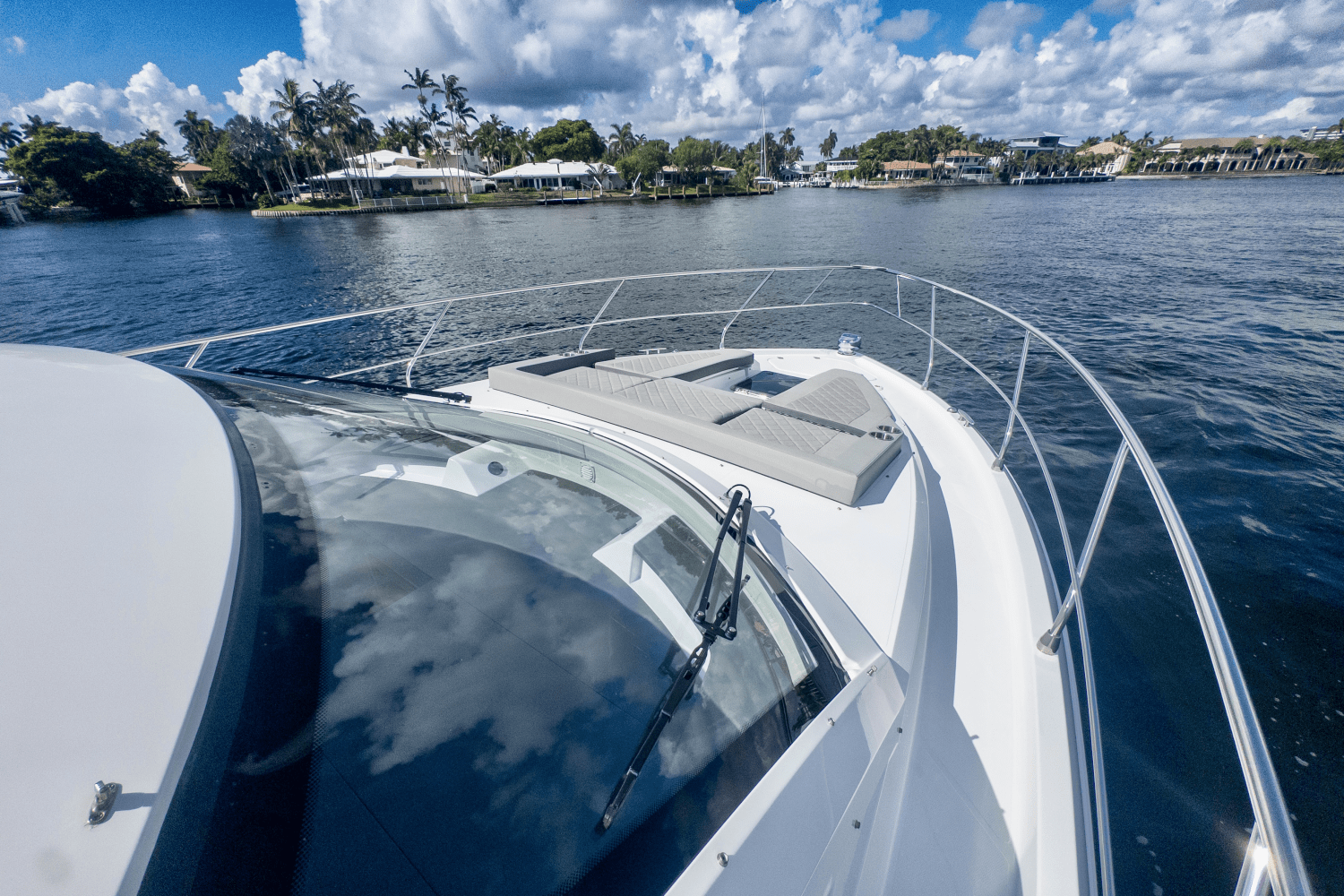 2024 Cruisers Yachts 42 Cantius Image Thumbnail #24