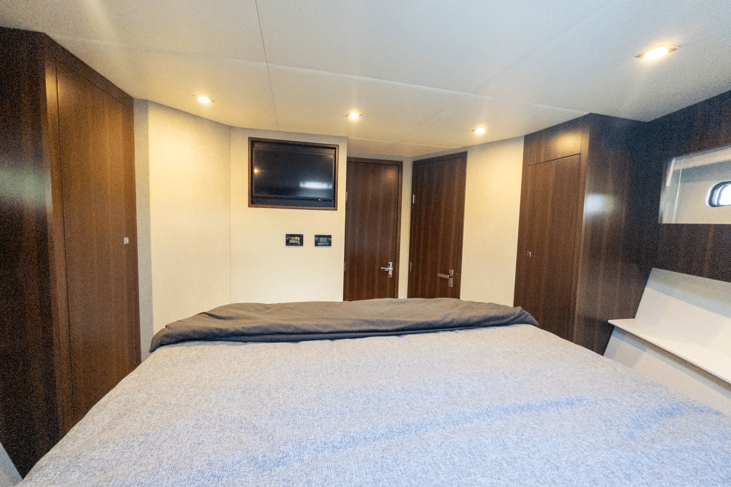 2024 Cruisers Yachts 42 Cantius Image Thumbnail #60
