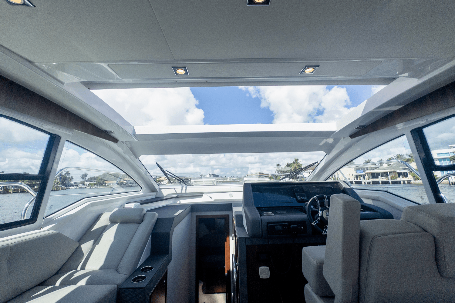 2024 Cruisers Yachts 42 Cantius Image Thumbnail #41