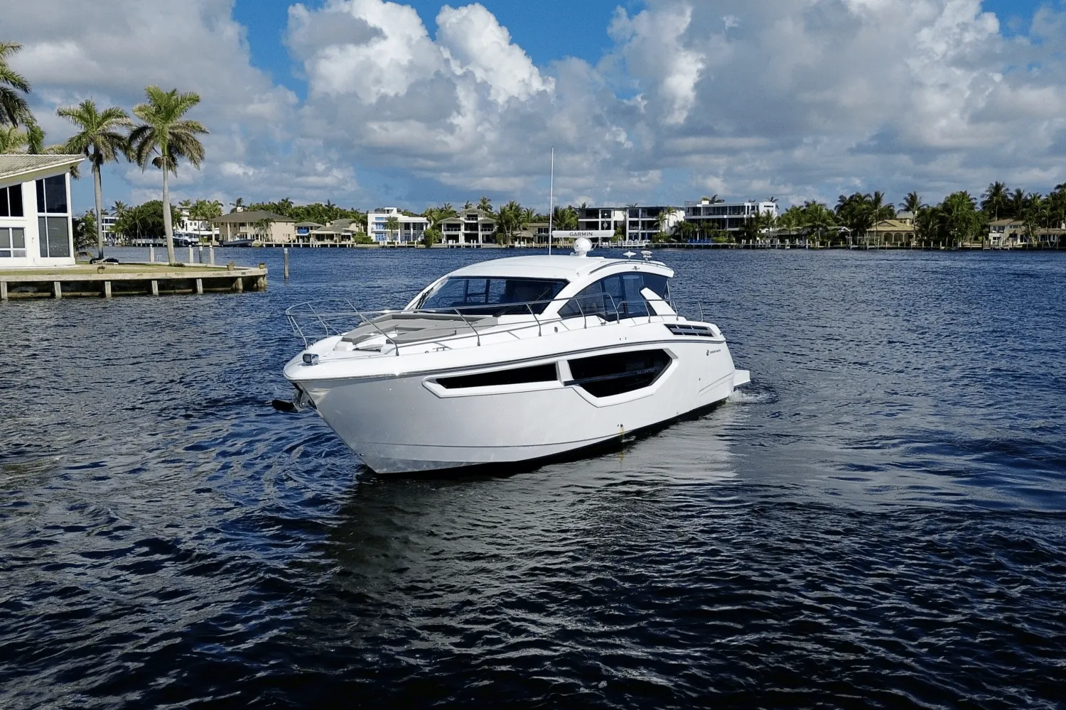 2024 Cruisers Yachts 42 Cantius Image Thumbnail #5