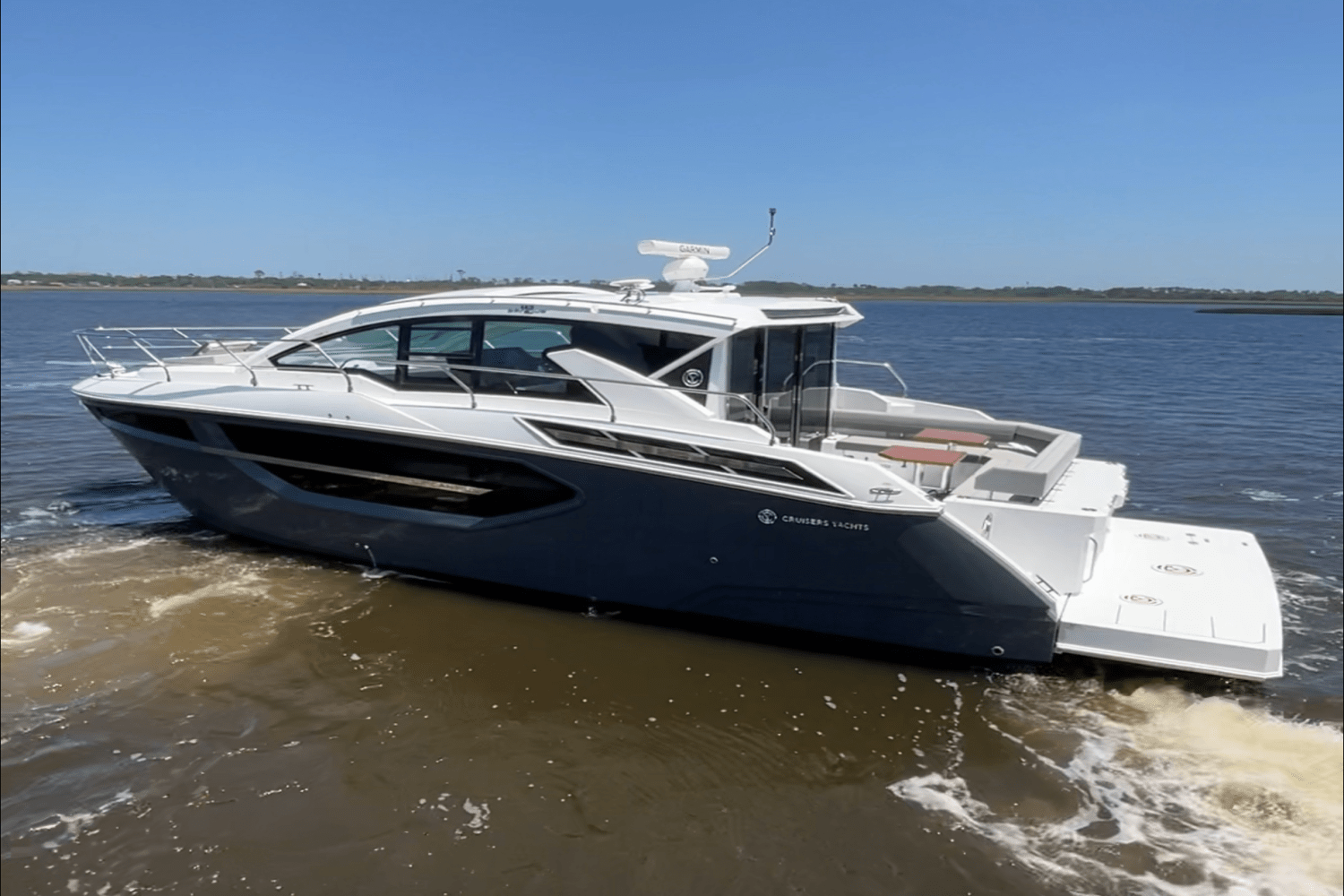 2024 Cruisers Yachts 42 Cantius Image Thumbnail #1