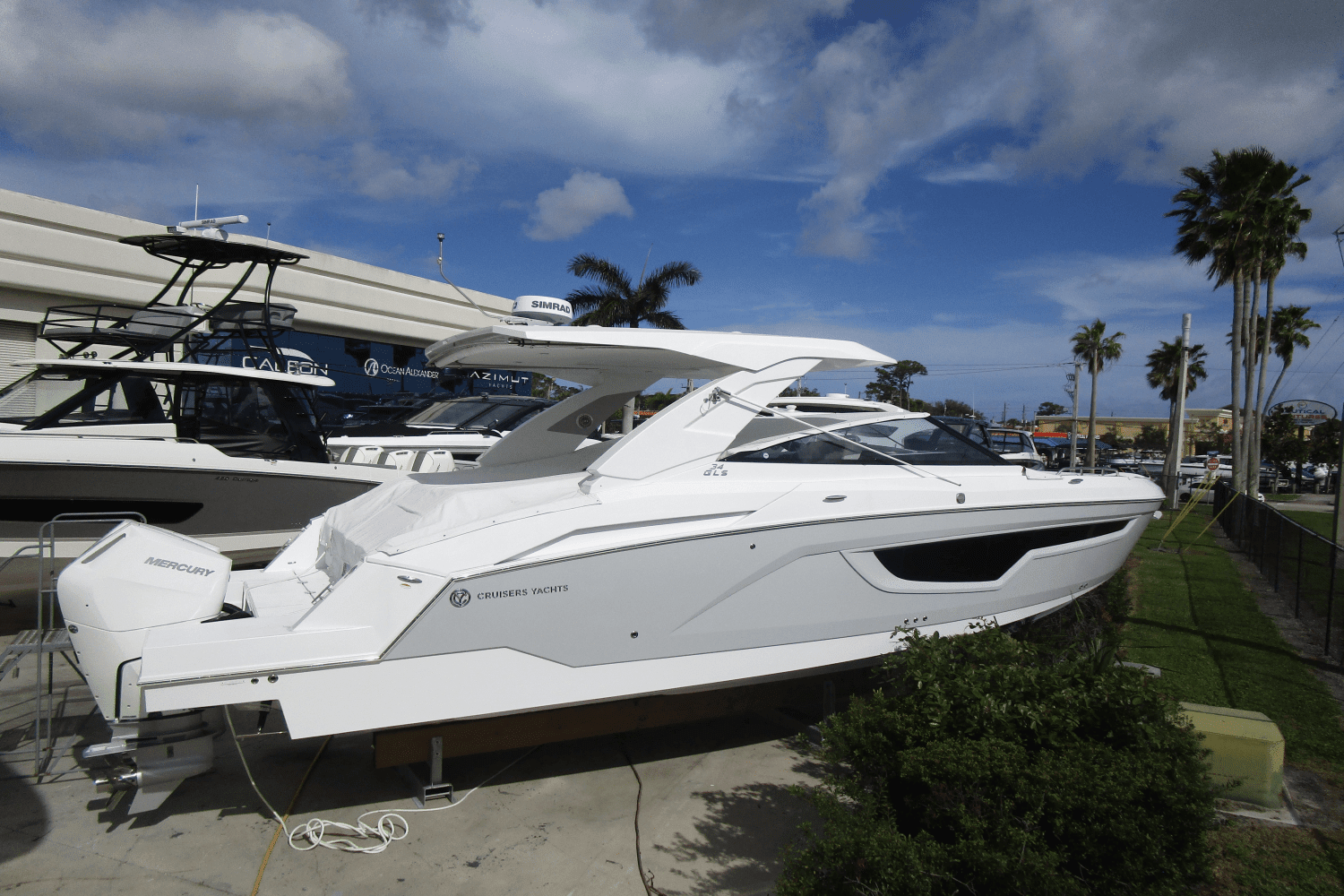 Thumbnail 2 for 2024 Cruisers Yachts 34 GLS Outboard