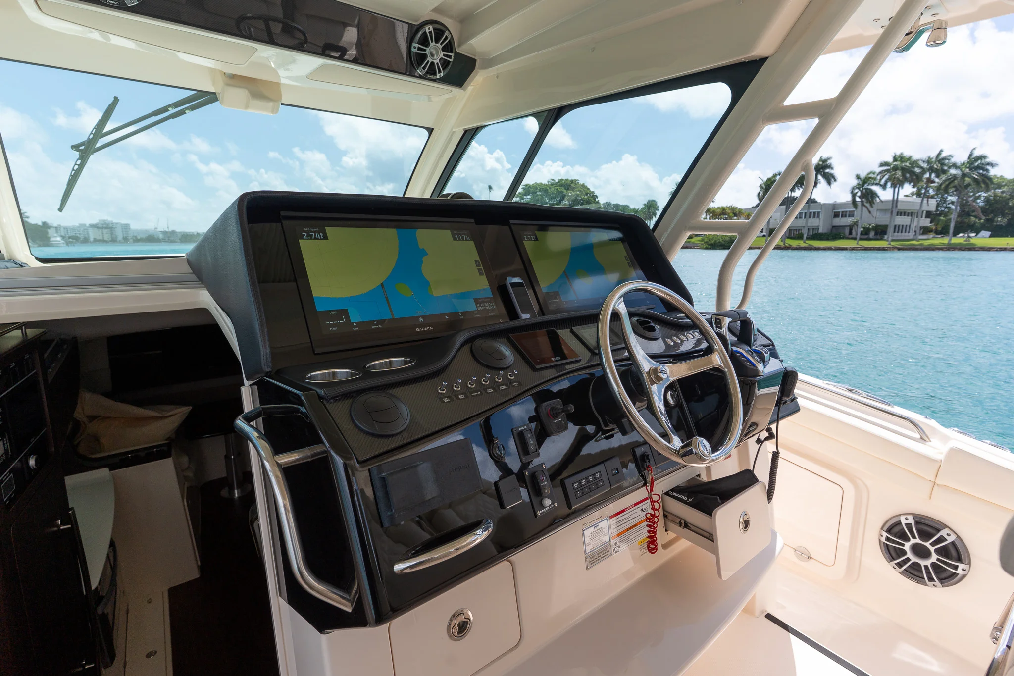 2025 Grady-White Canyon 456 Image Thumbnail #24