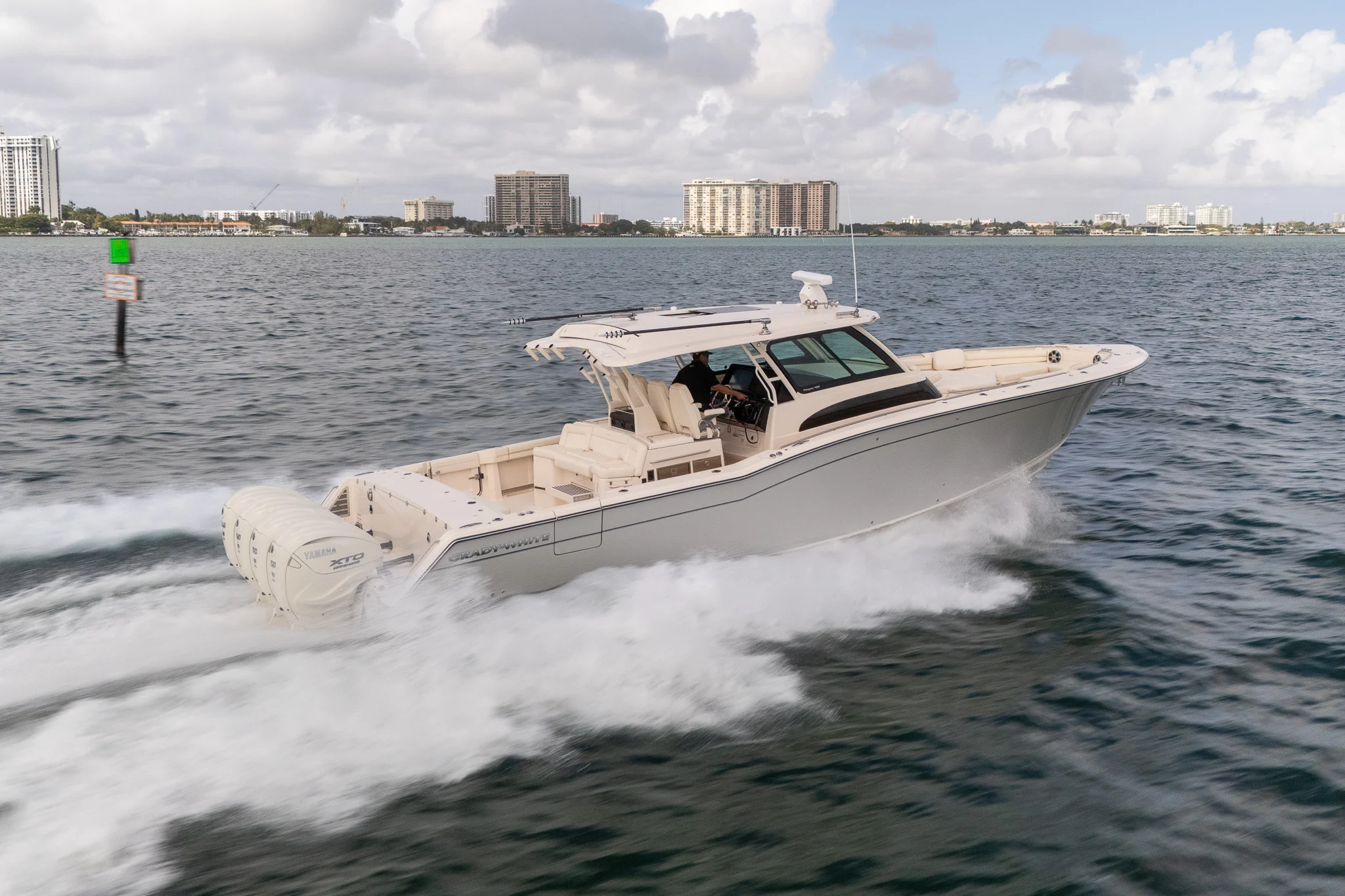 2025 Grady-White Canyon 456 Image Thumbnail #11