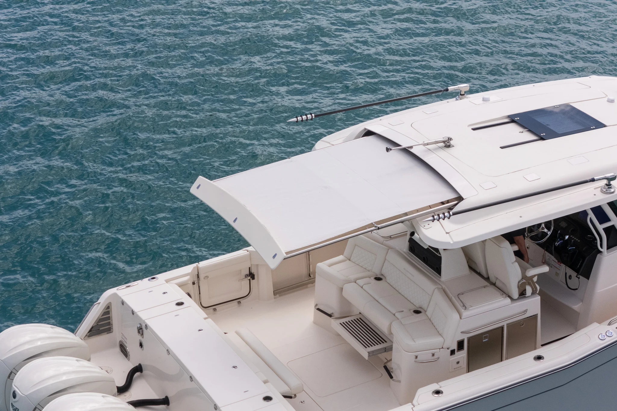 2025 Grady-White Canyon 456 Image Thumbnail #9