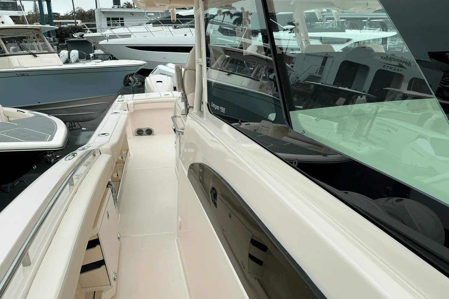 2025 Grady-White Canyon 456 Image Thumbnail #29