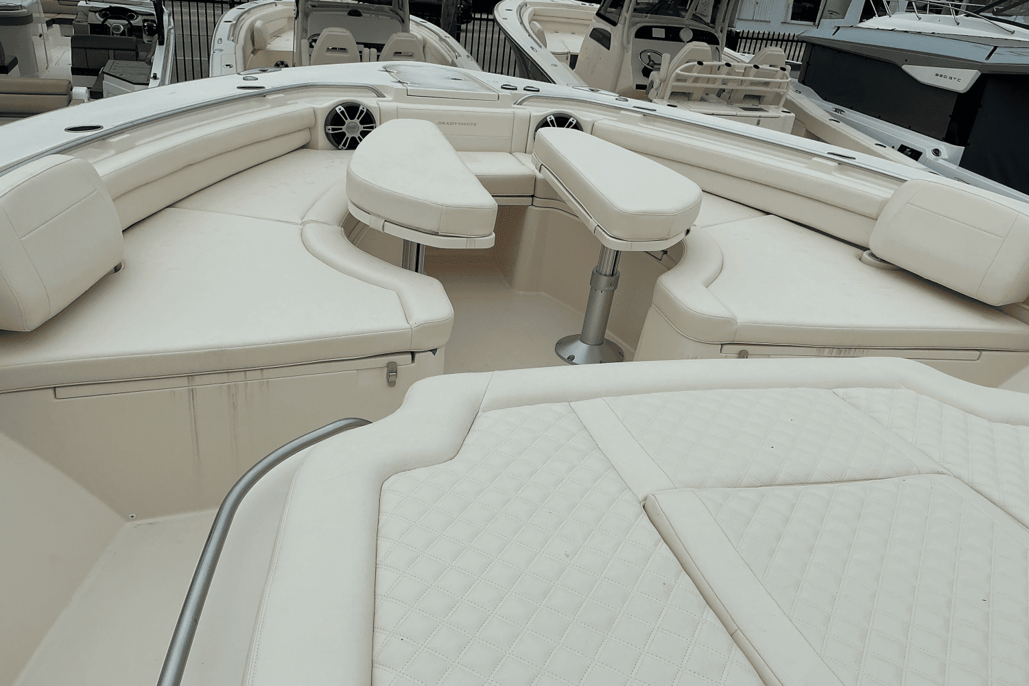 2025 Grady-White Canyon 456 Image Thumbnail #26