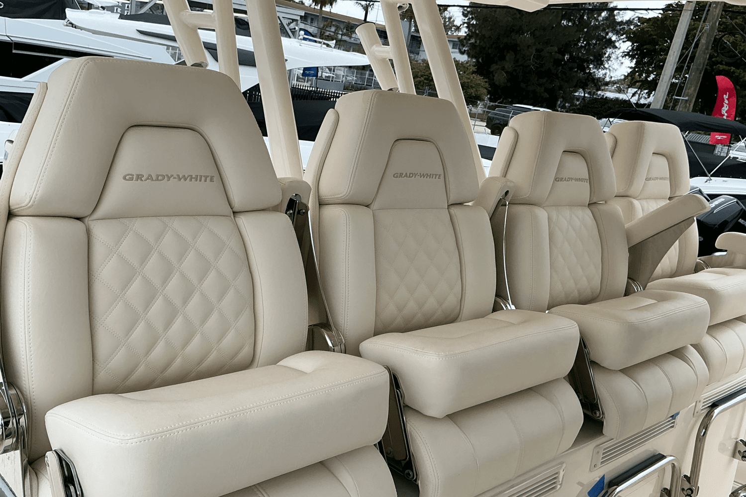 2025 Grady-White Canyon 456 Image Thumbnail #21