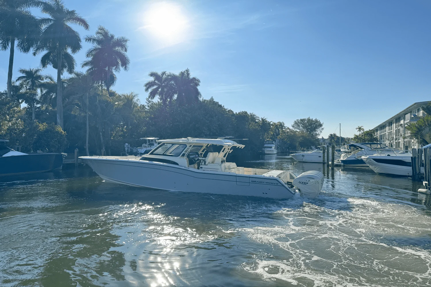 2025 Grady-White Canyon 456 Image Thumbnail #4