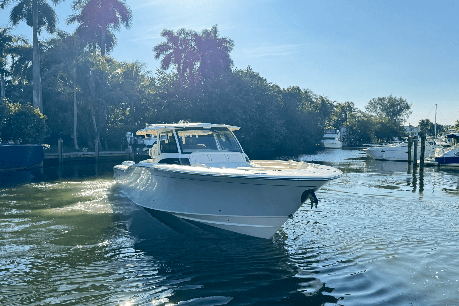 2025 Grady-White Canyon 456 Image Thumbnail #8