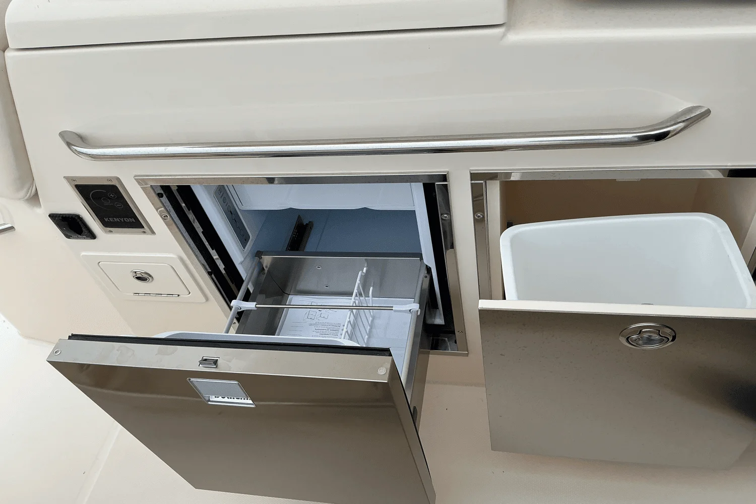 2025 Grady-White Canyon 456 Image Thumbnail #20