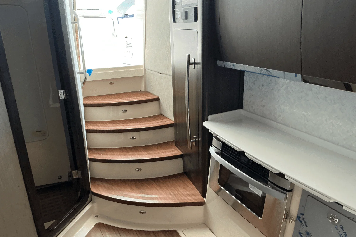 2025 Grady-White Canyon 456 Image Thumbnail #33