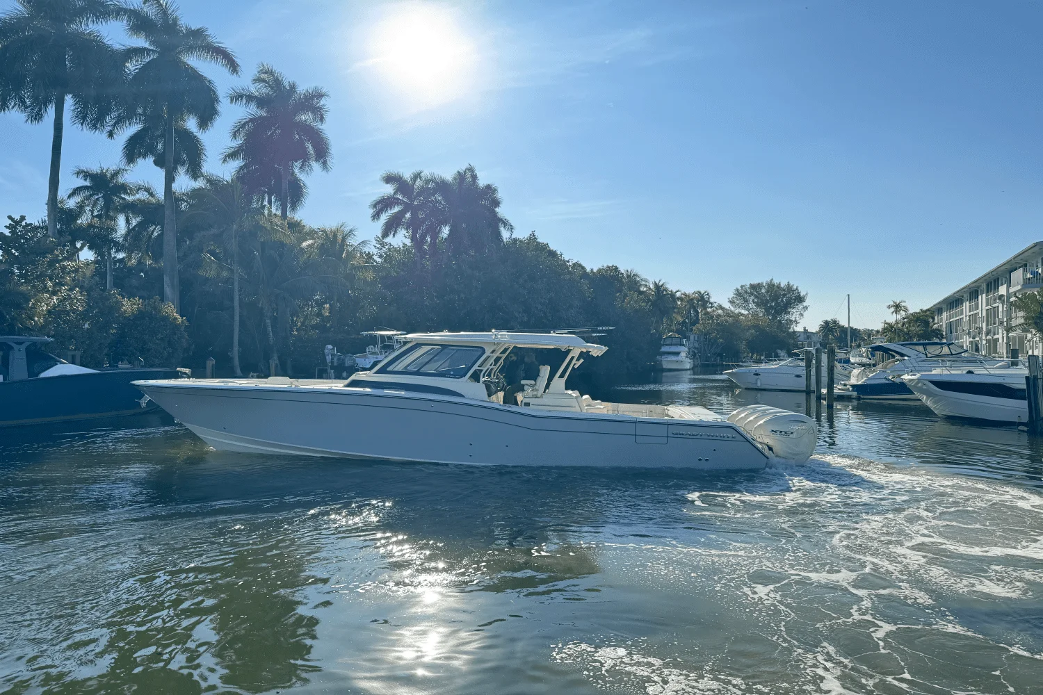 2025 Grady-White Canyon 456 Image Thumbnail #5