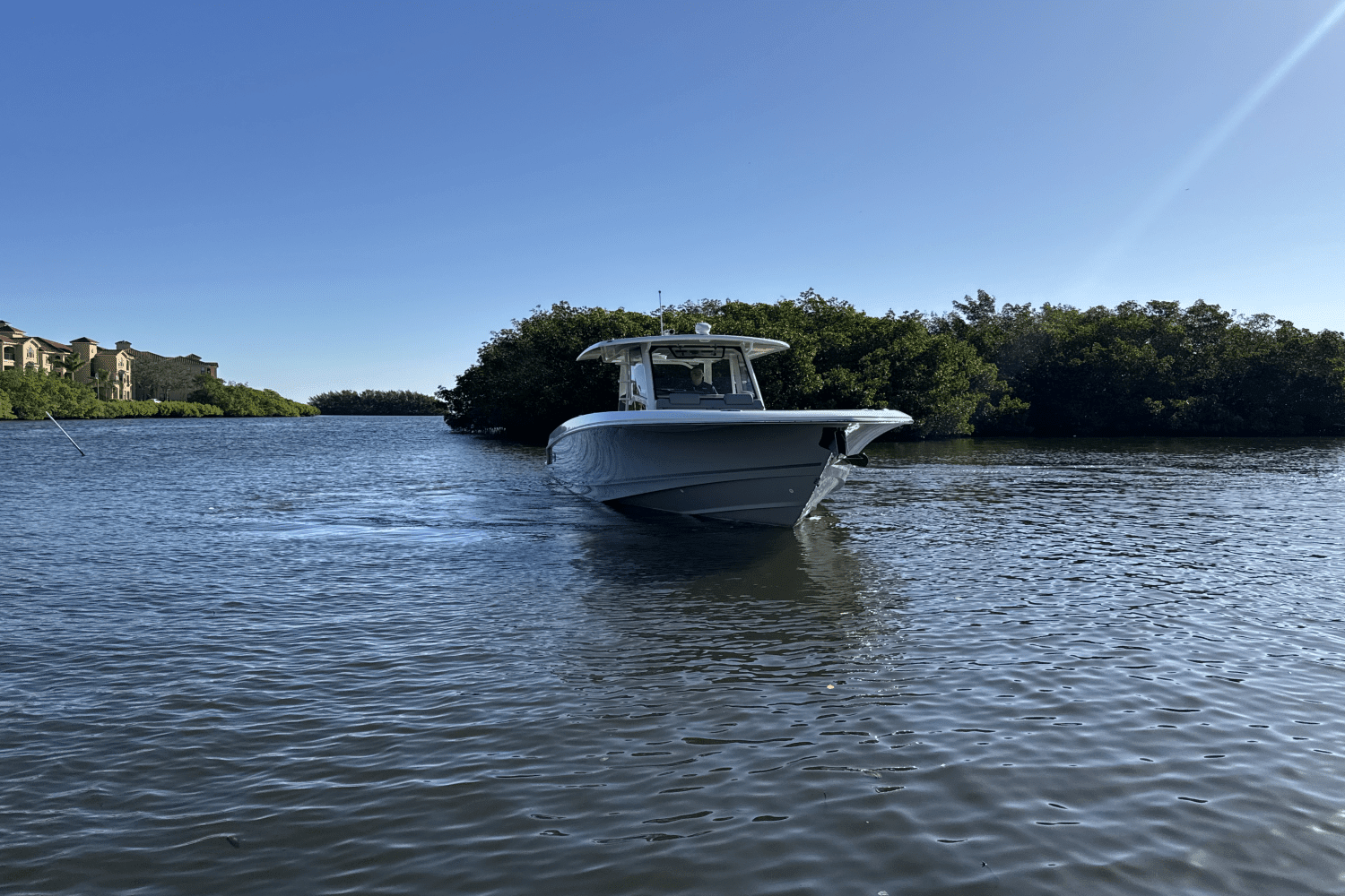 2024 Boston Whaler 380 Outrage Image Thumbnail #11