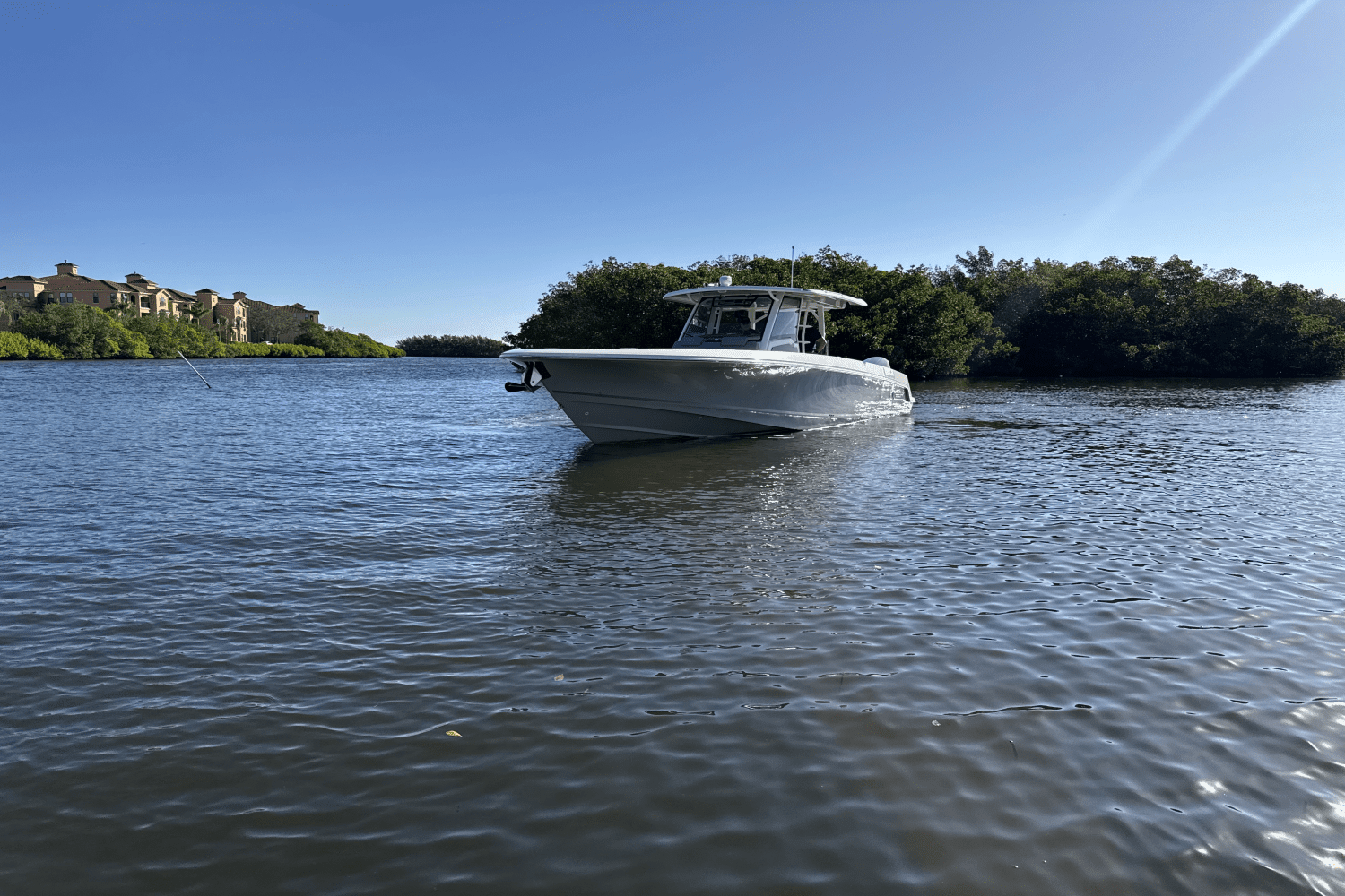 2024 Boston Whaler 380 Outrage Image Thumbnail #9