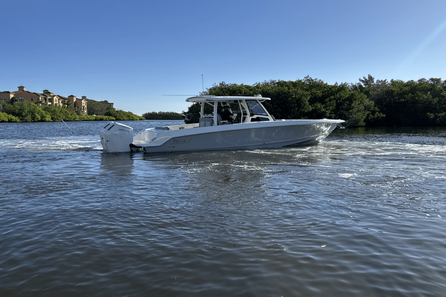 2024 Boston Whaler 380 Outrage Image Thumbnail #12