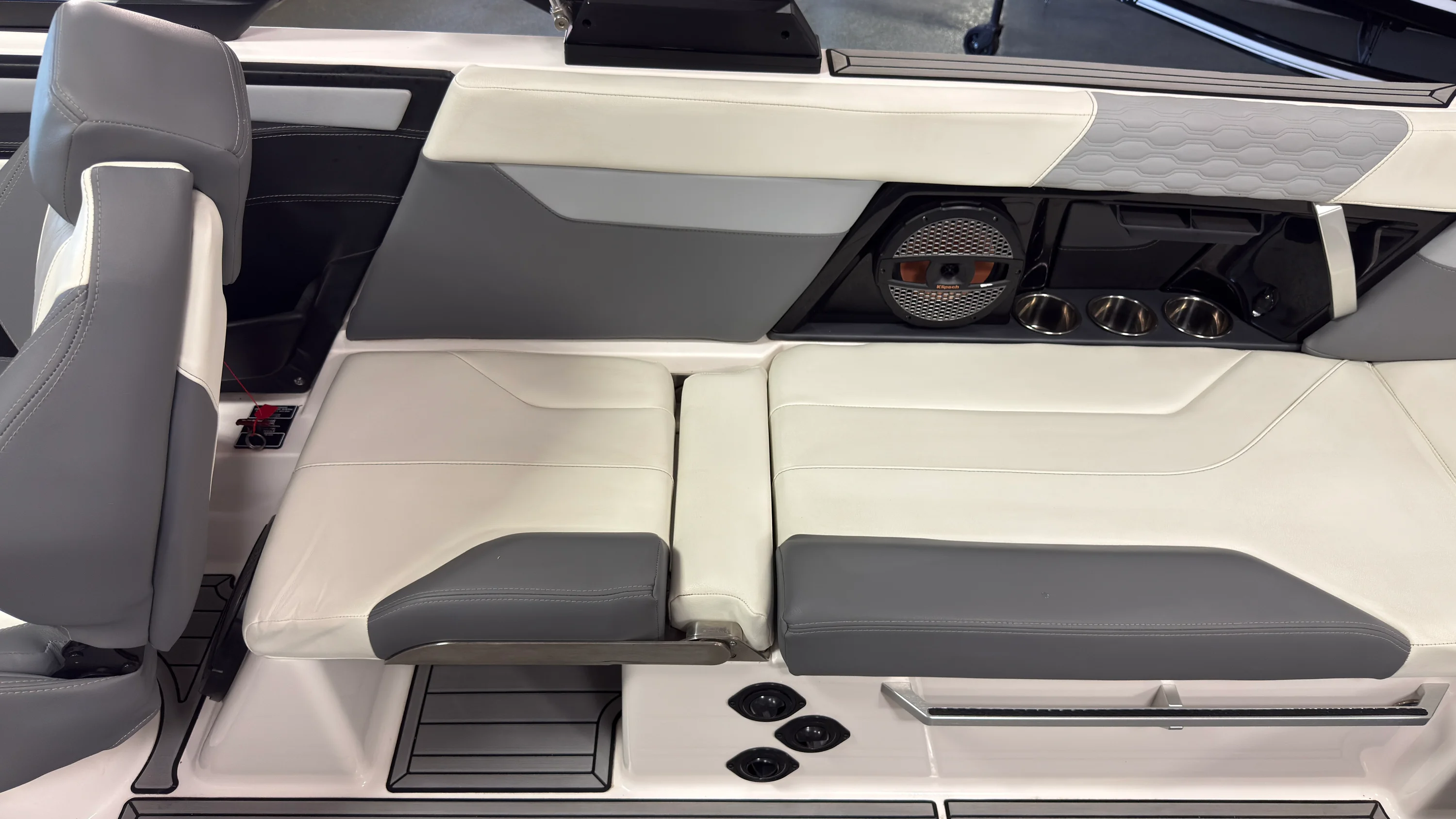2024 Mastercraft XT25 Image Thumbnail #15