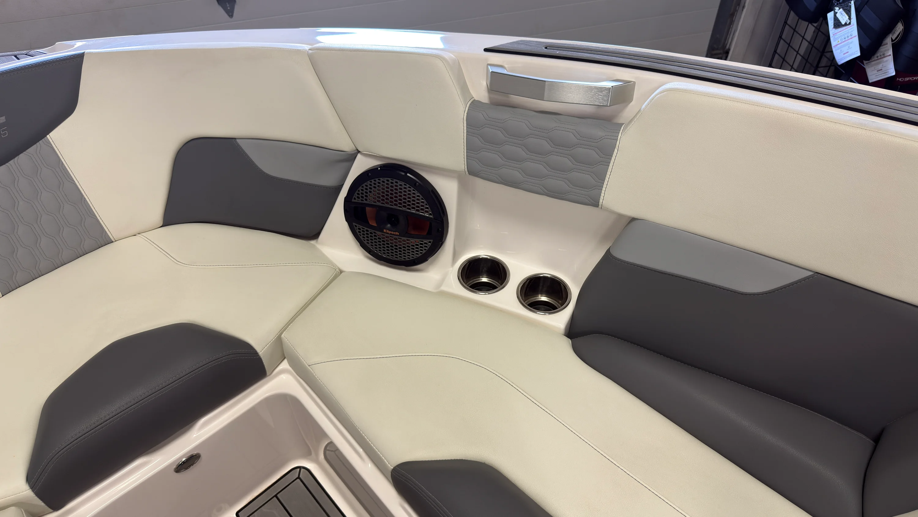2024 Mastercraft XT25 Image Thumbnail #36