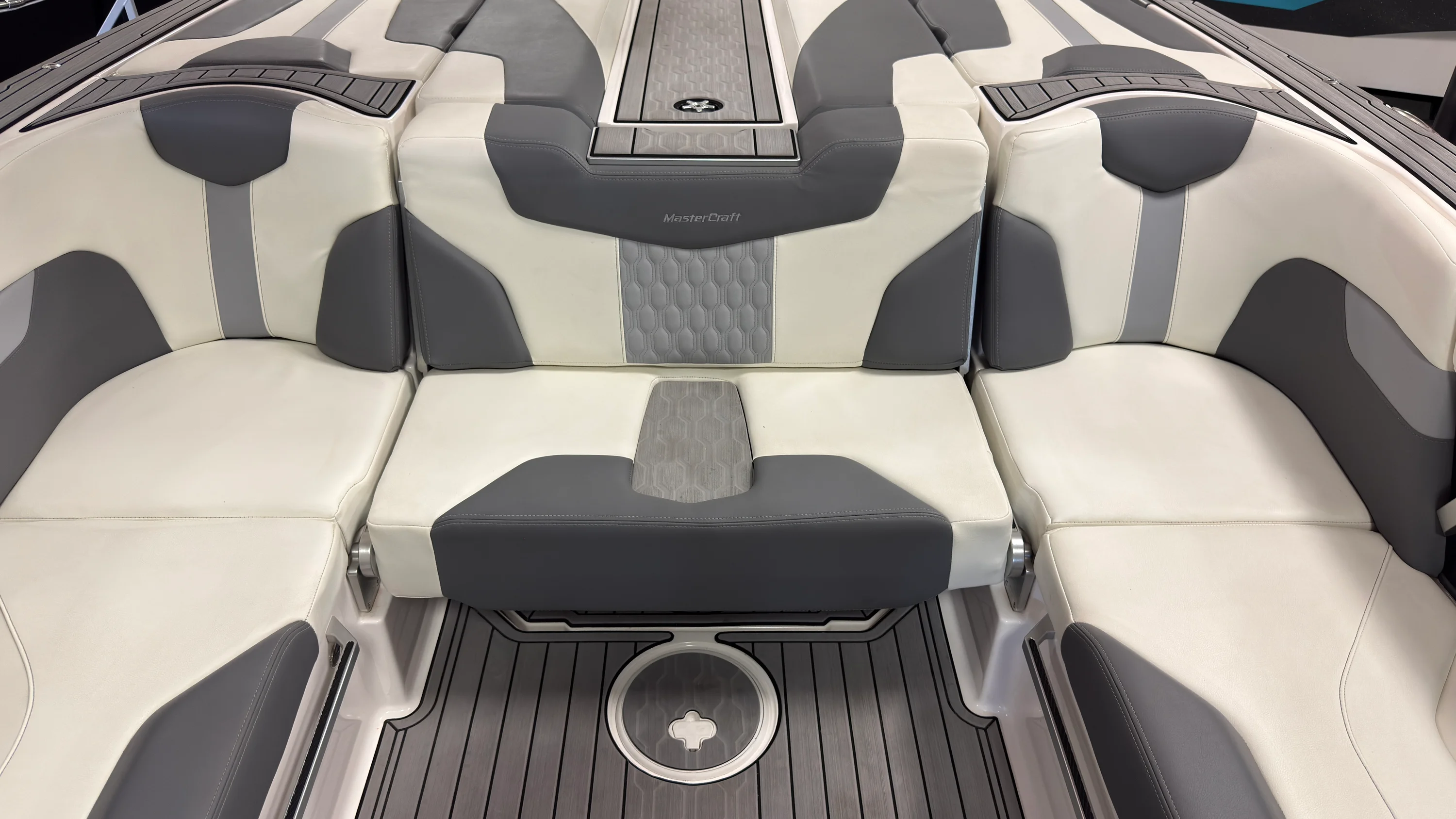 2024 Mastercraft XT25 Image Thumbnail #10